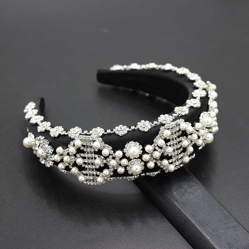 Tiara Teodora