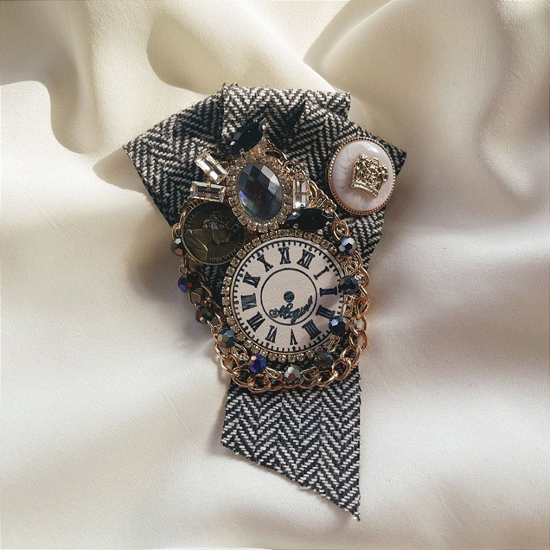 Broche Presilha Teodora