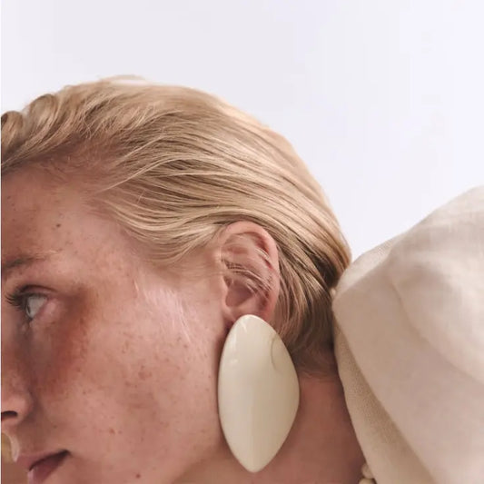 Brinco Tiyi Creme