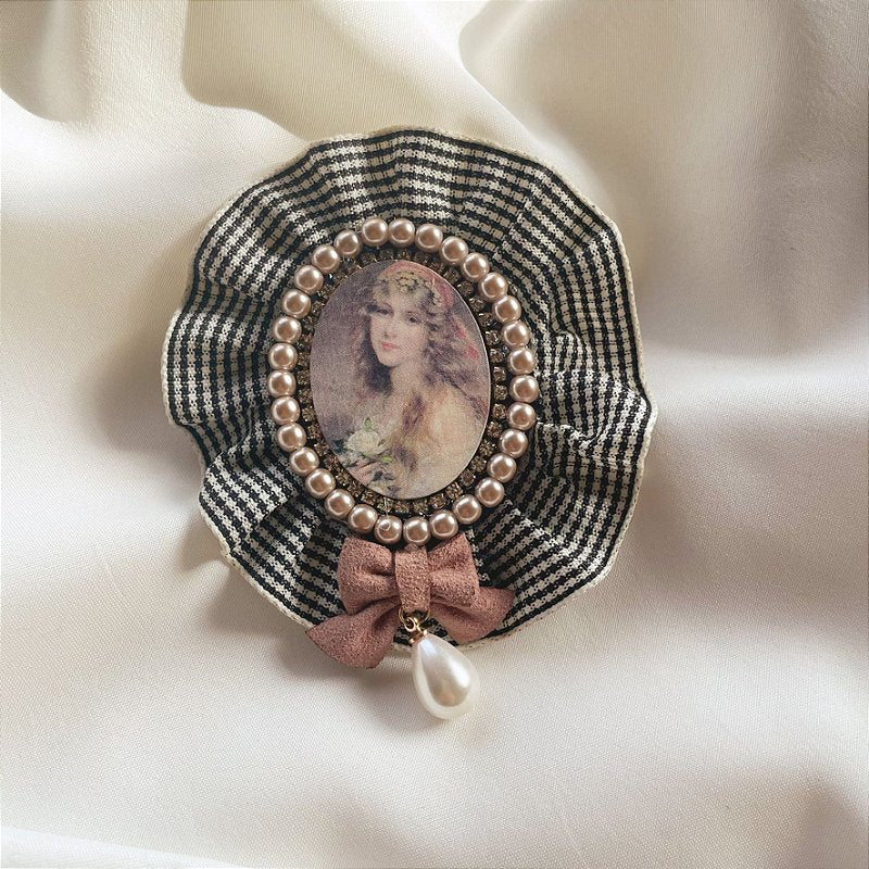 Broche Presilha Albertina